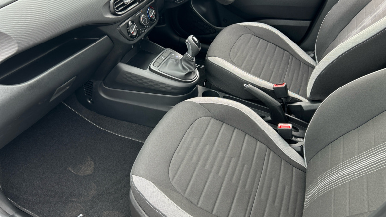 Hyundai i10 1.0 [63] Advance 5dr Auto [Nav] Petrol Hatchback